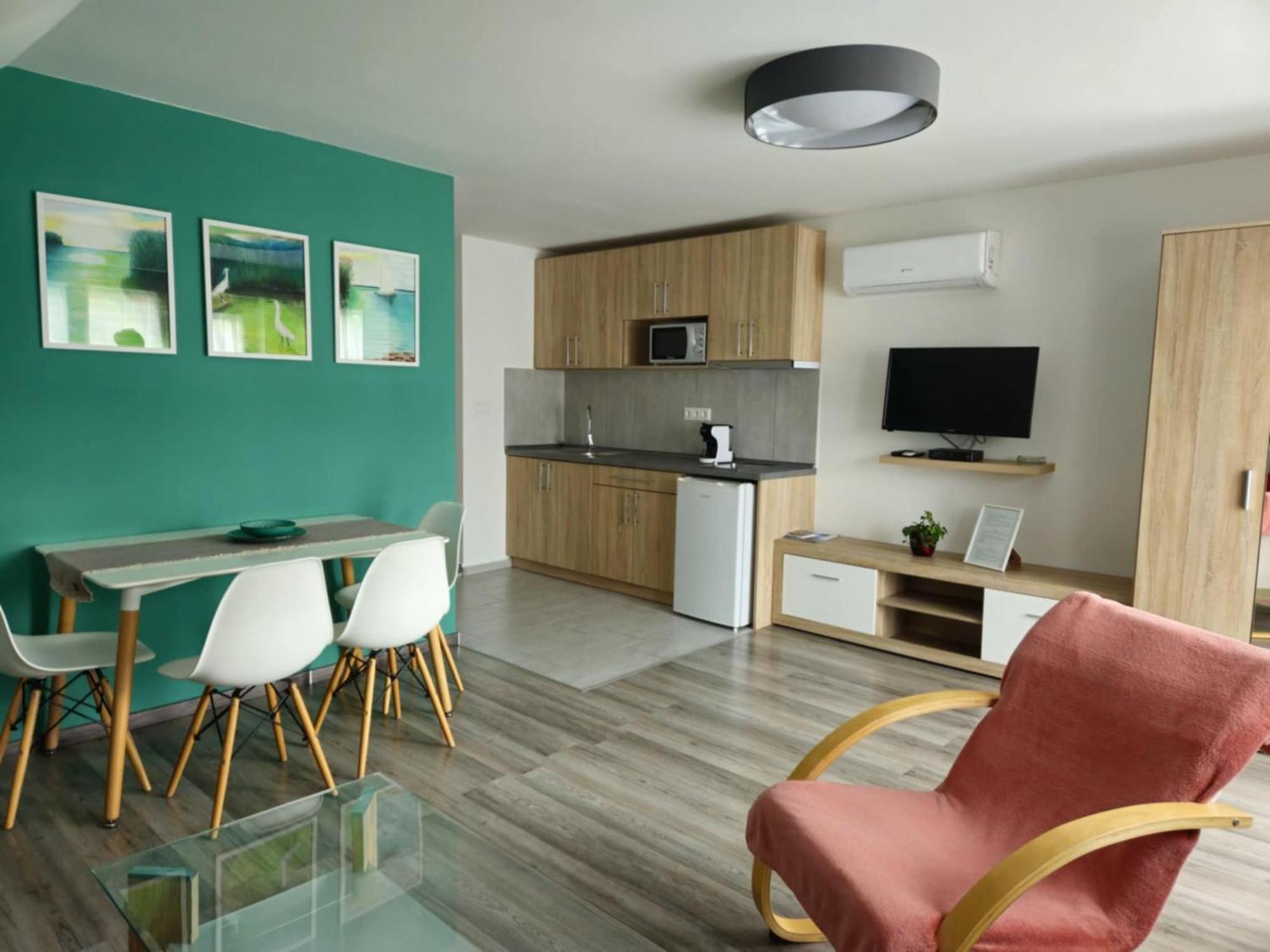Eva Apartman Hévíz Buitenkant foto