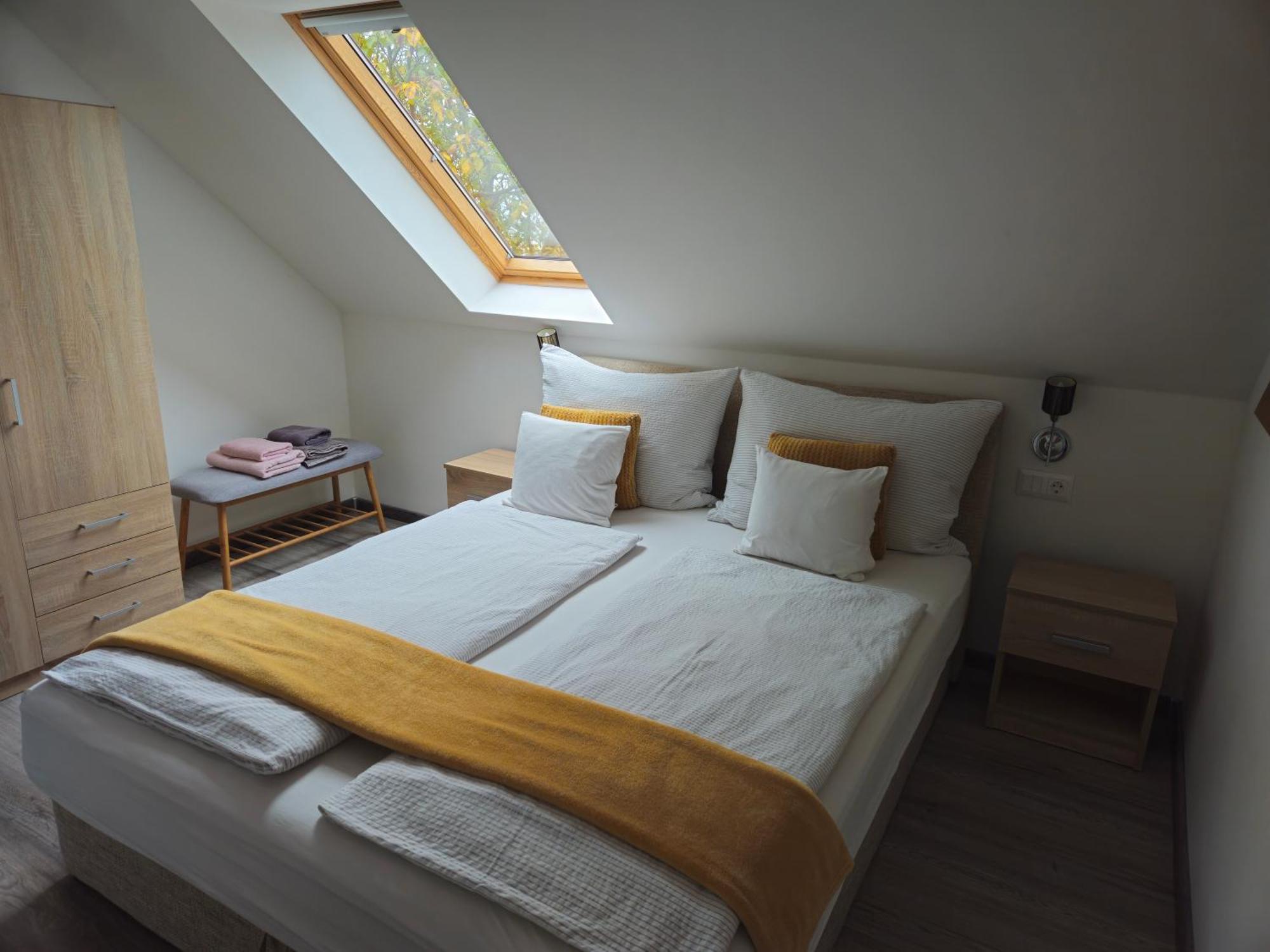 Eva Apartman Hévíz Buitenkant foto