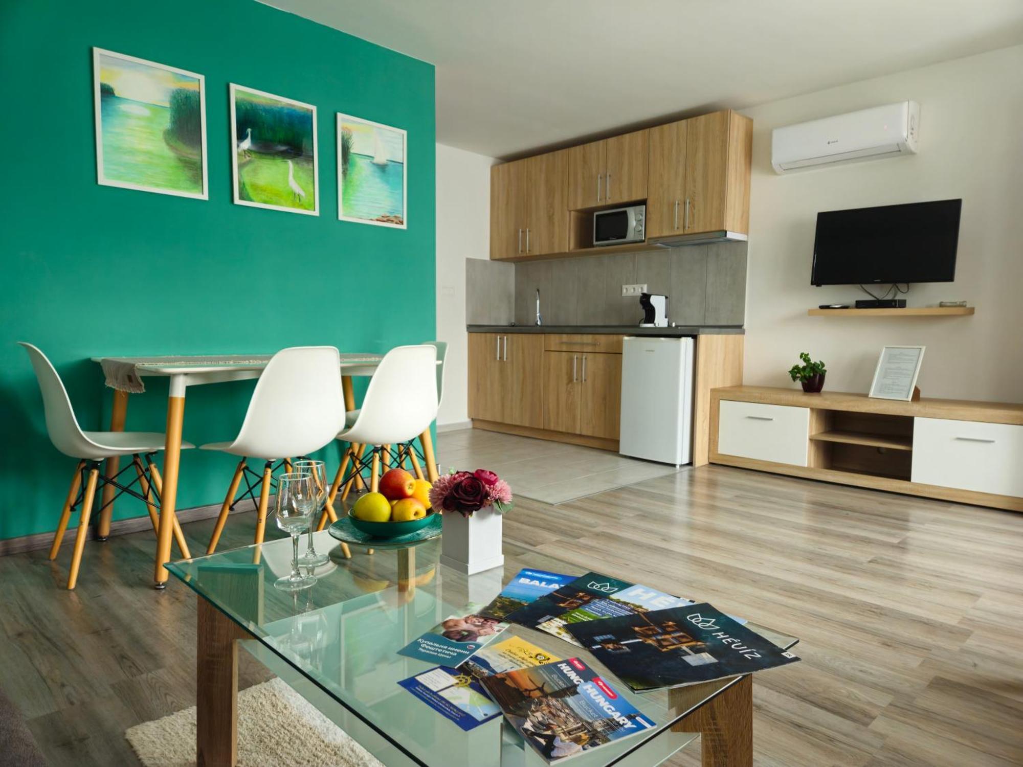 Eva Apartman Hévíz Buitenkant foto